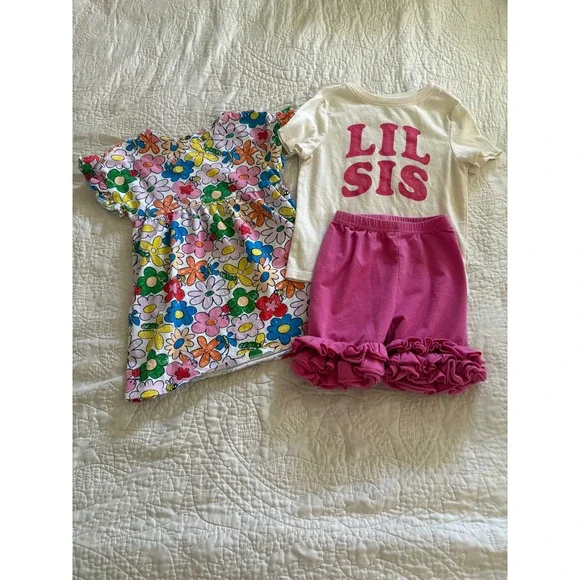Old Navy Toddler Girl Floral Dress Lil Sis Graphic Tee  Ruffle Shorts Bundle 3T - Picture 2 of 4